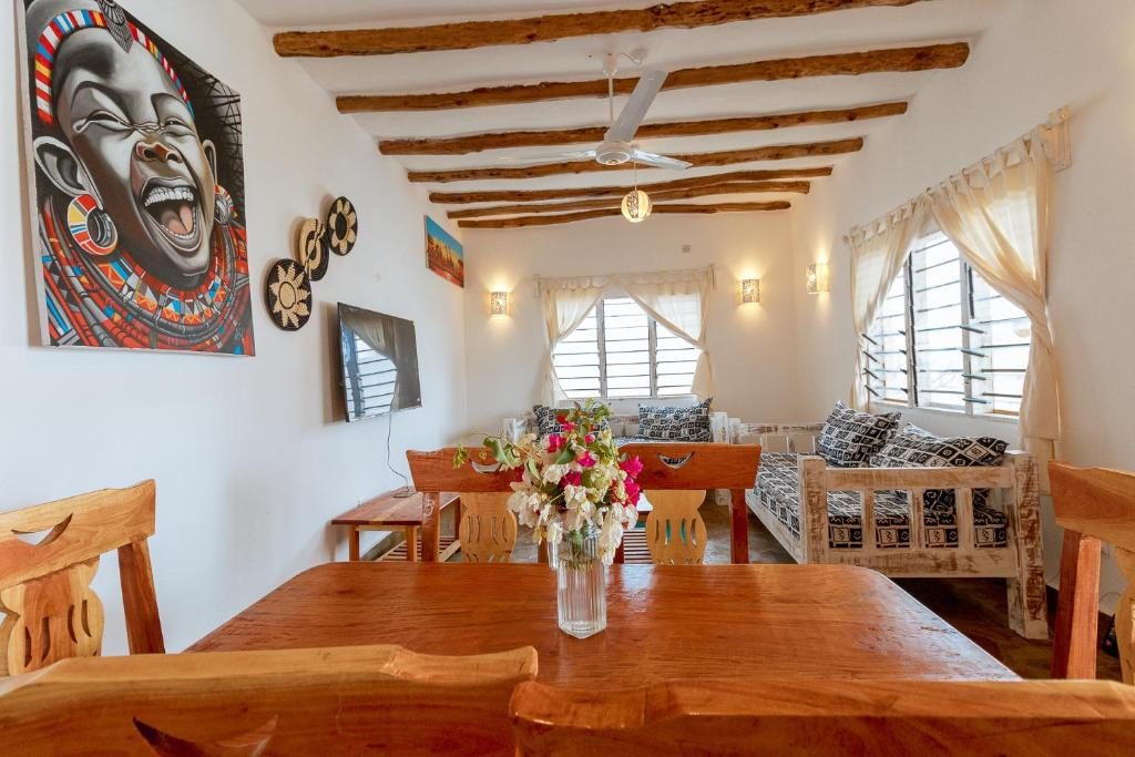 Living & Dining